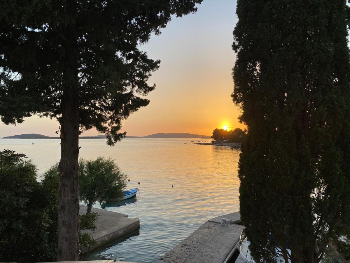 Apartment Jakov with Boat Mooring Zaboric Buitenkant foto