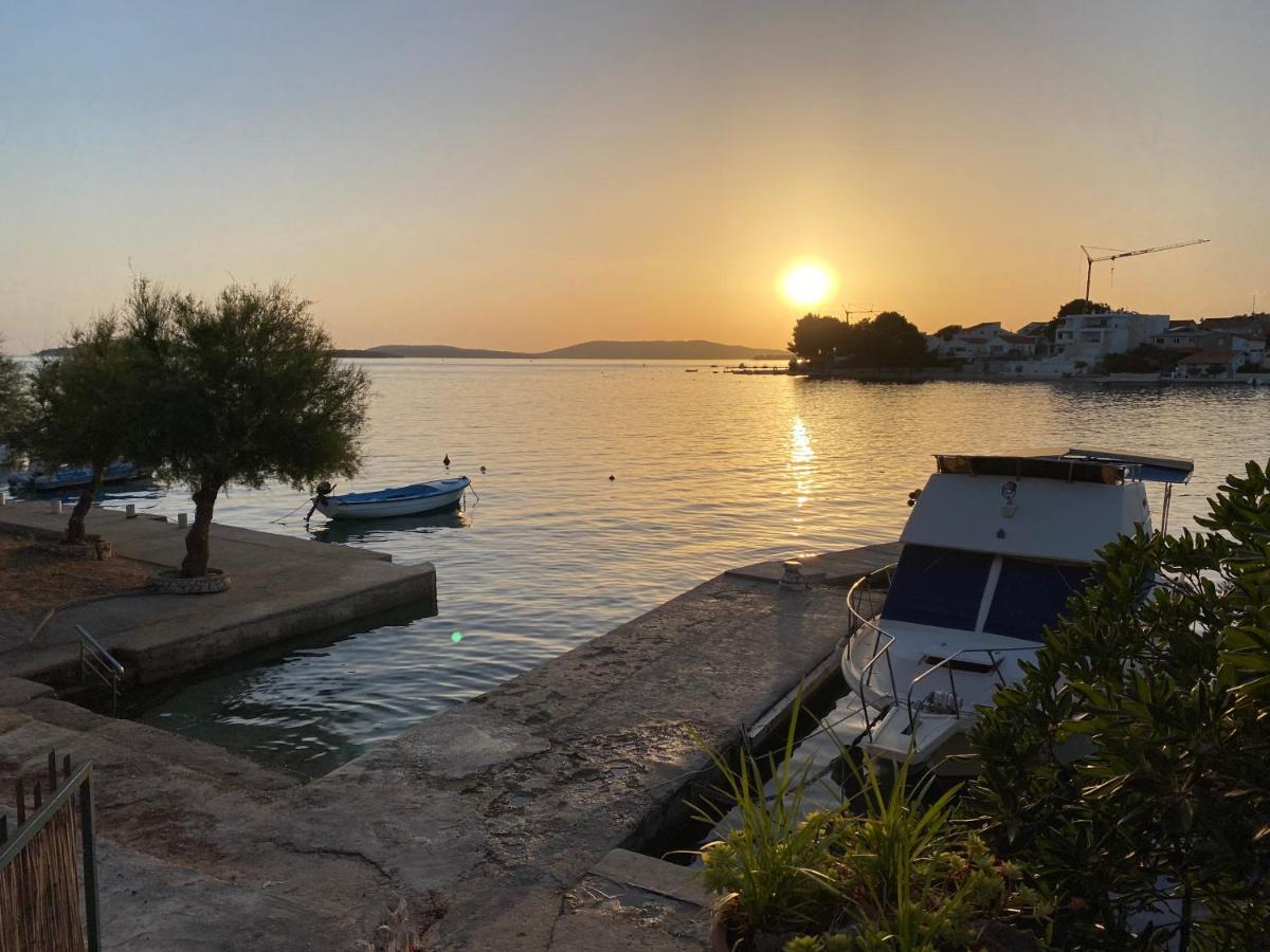 Apartment Jakov with Boat Mooring Zaboric Buitenkant foto