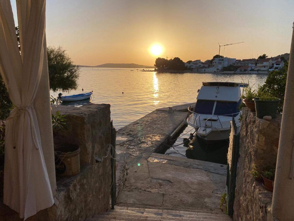 Apartment Jakov with Boat Mooring Zaboric Buitenkant foto