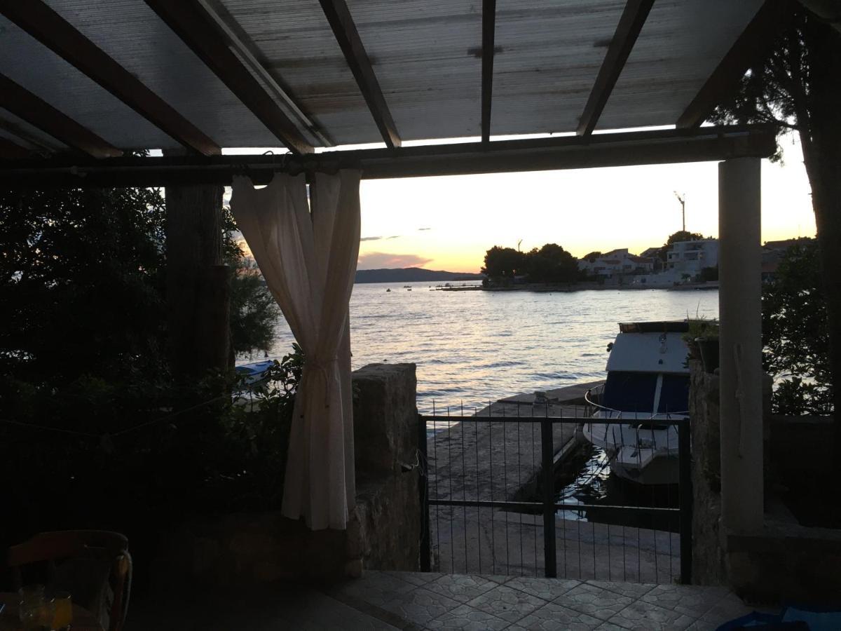 Apartment Jakov with Boat Mooring Zaboric Buitenkant foto