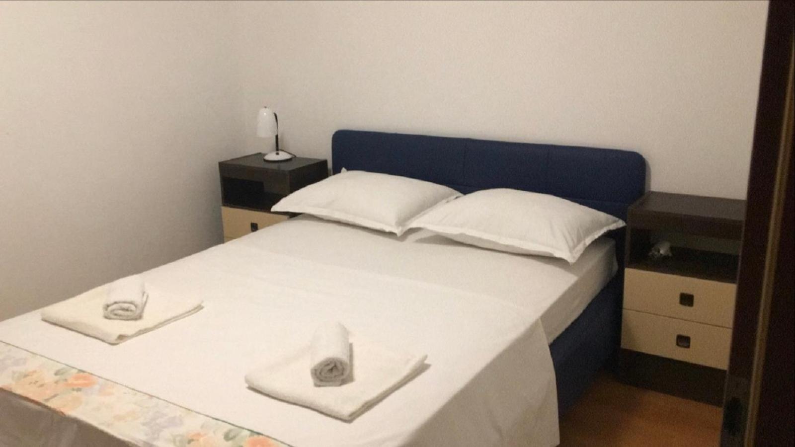 Apartment Jakov with Boat Mooring Zaboric Buitenkant foto