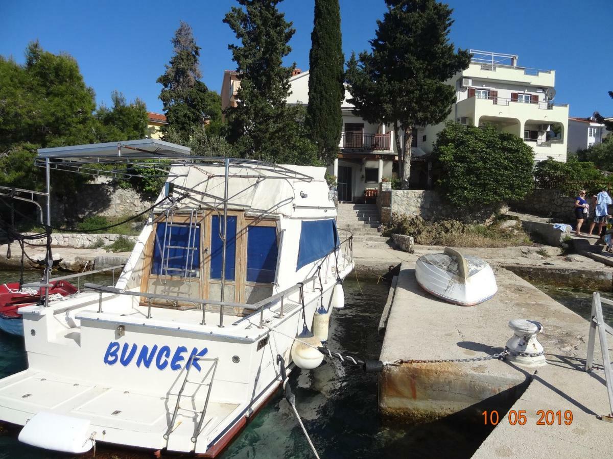 Apartment Jakov with Boat Mooring Zaboric Buitenkant foto