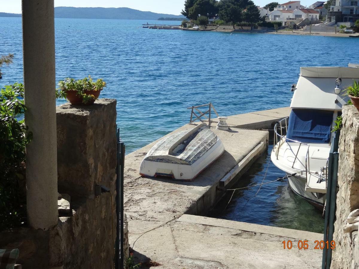 Apartment Jakov with Boat Mooring Zaboric Buitenkant foto